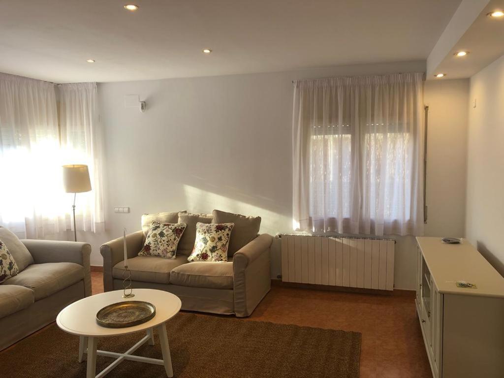 Casa Veuras Girona - Montilivi Villa Buitenkant foto
